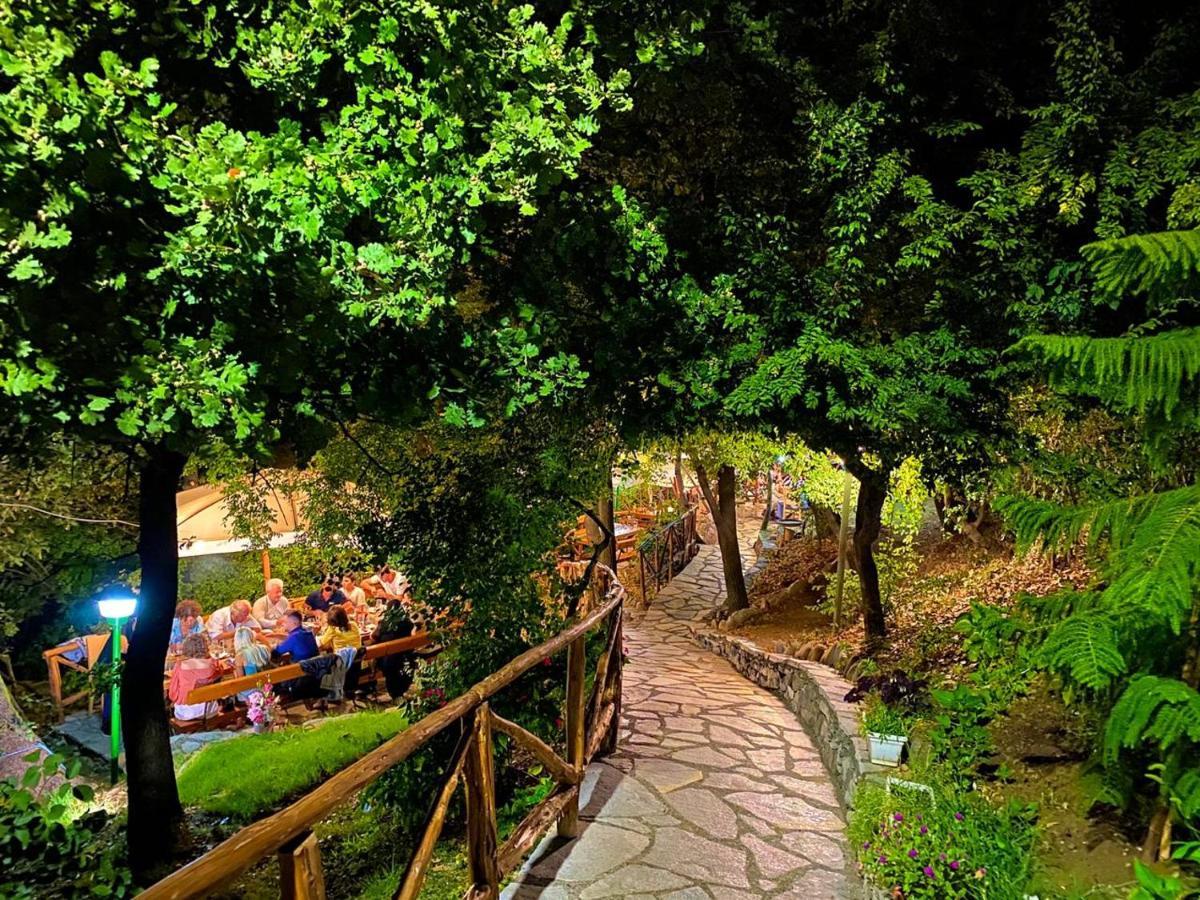 Hotel Mrizi I Zanave Agroturizem Lezhë Esterno foto