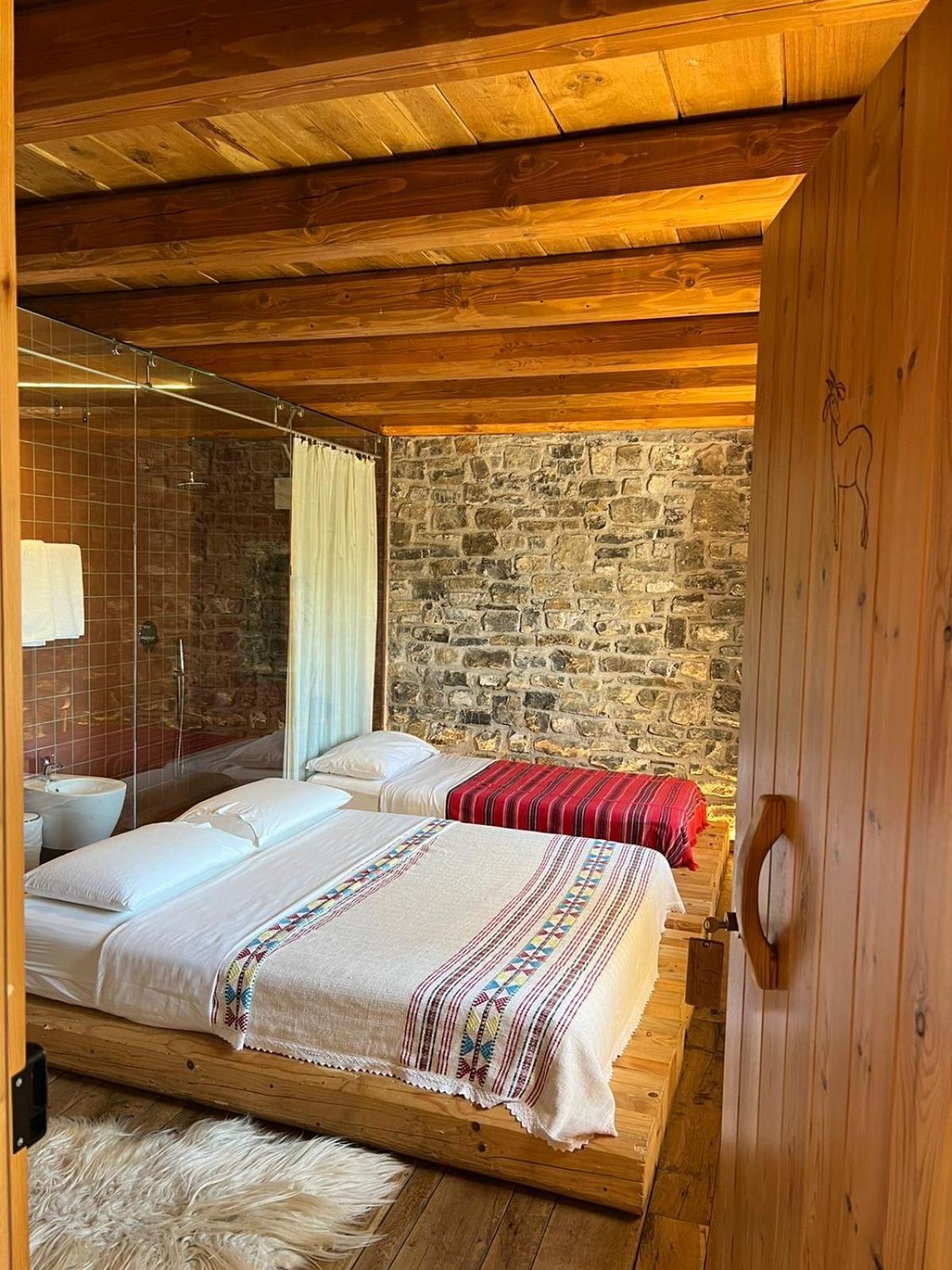 Hotel Mrizi I Zanave Agroturizem Lezhë Esterno foto