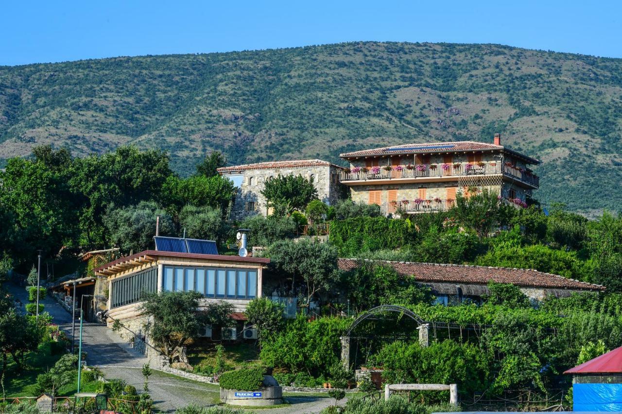 Hotel Mrizi I Zanave Agroturizem Lezhë Esterno foto