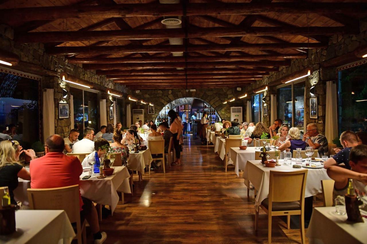 Hotel Mrizi I Zanave Agroturizem Lezhë Esterno foto